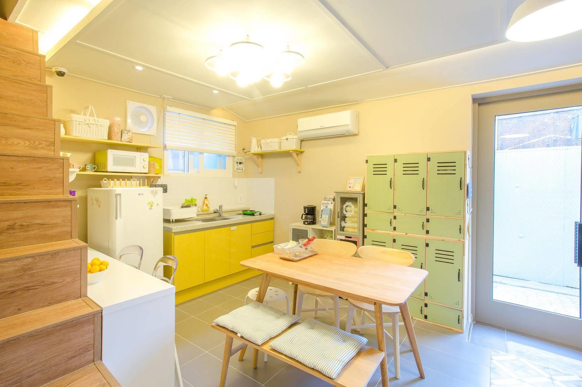 Hostel Vanilla 1 Dongdaemun Szöul Kültér fotó