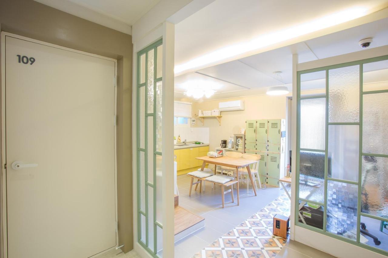 Hostel Vanilla 1 Dongdaemun Szöul Kültér fotó